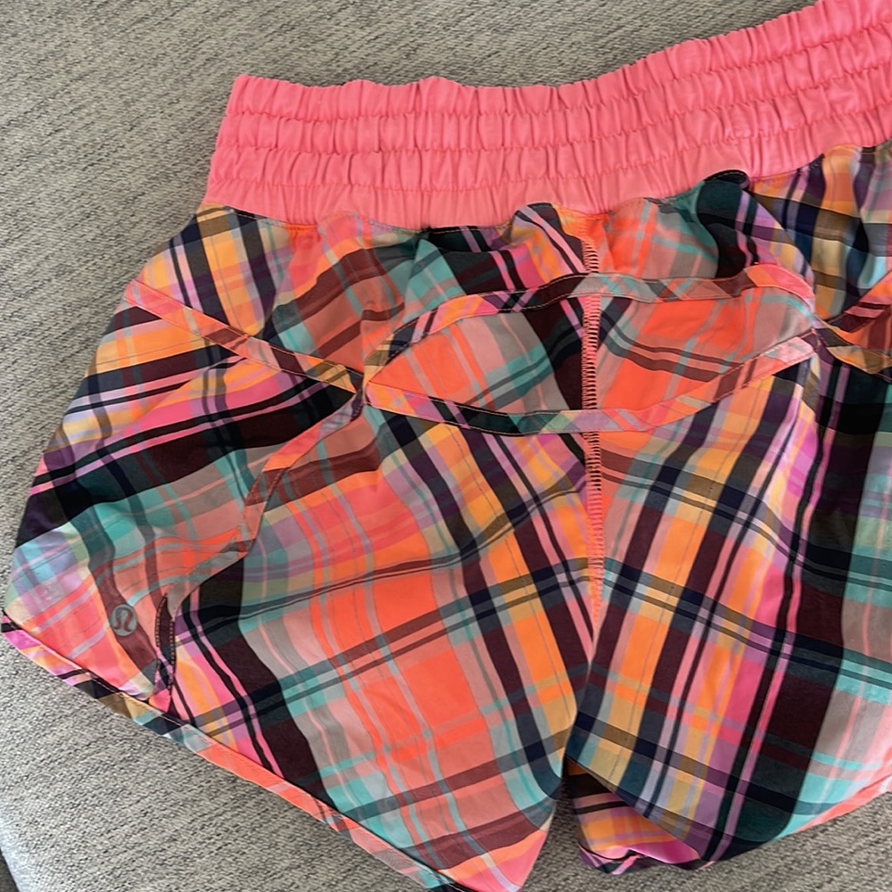 Lululemon Shorts with build in Pants. Size Six. The cutest!! - Picture 9 of 9